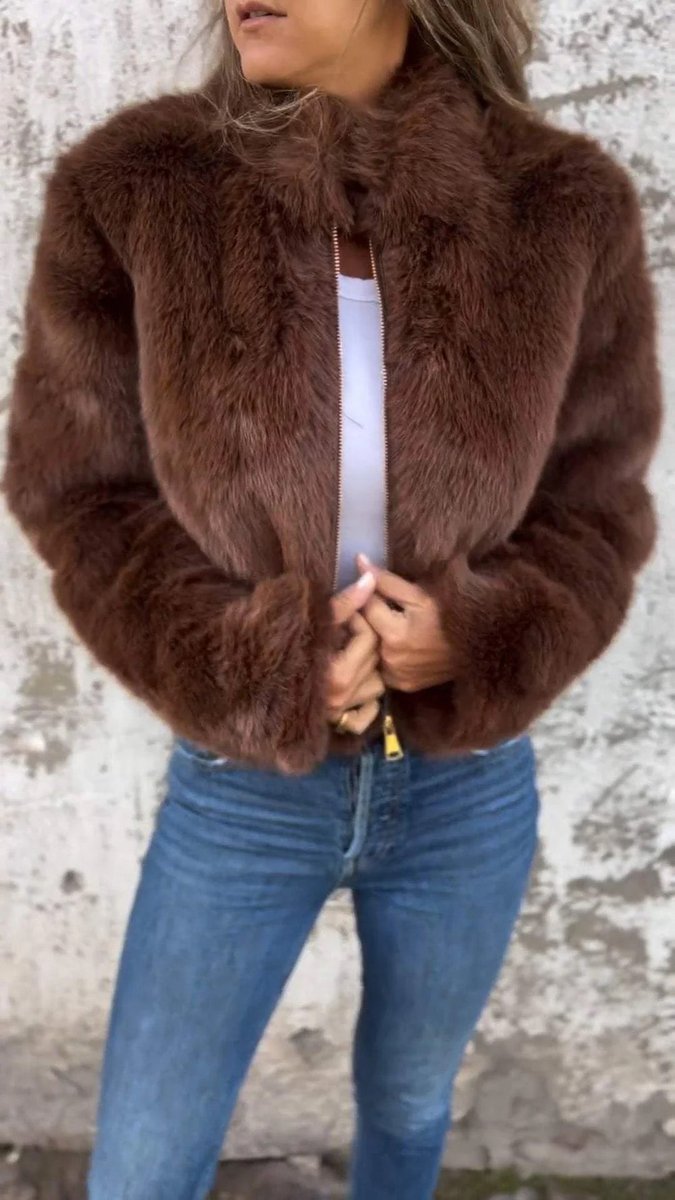Eugenia | Luxe Zip Up Short Coat